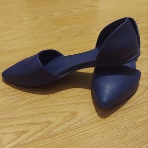 Womens Native Slip On